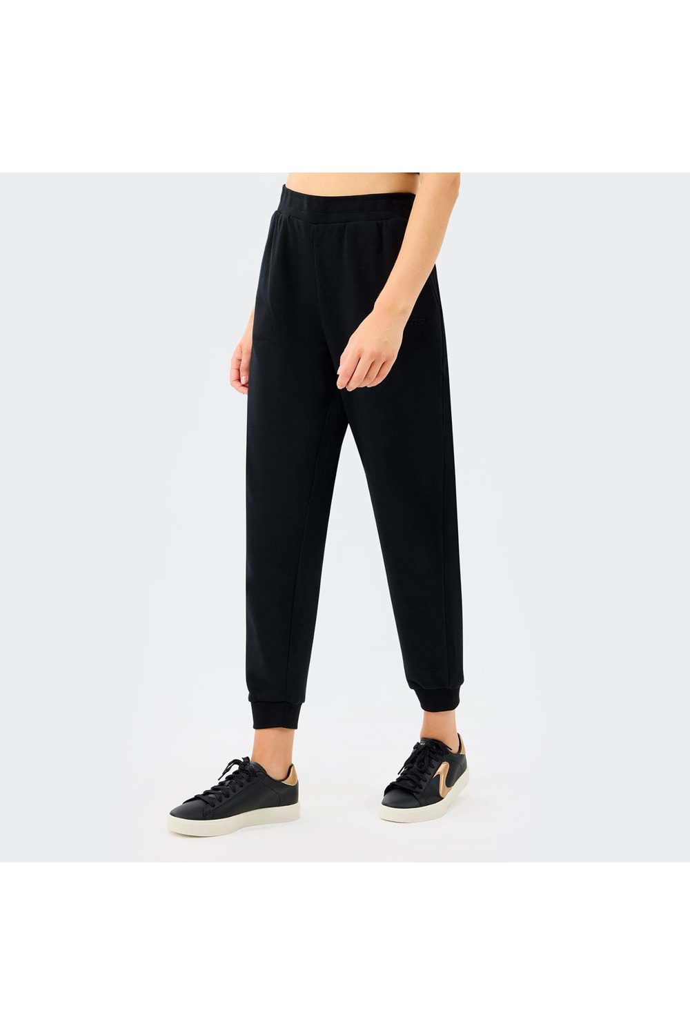 W Essential Jogger Sweatpant