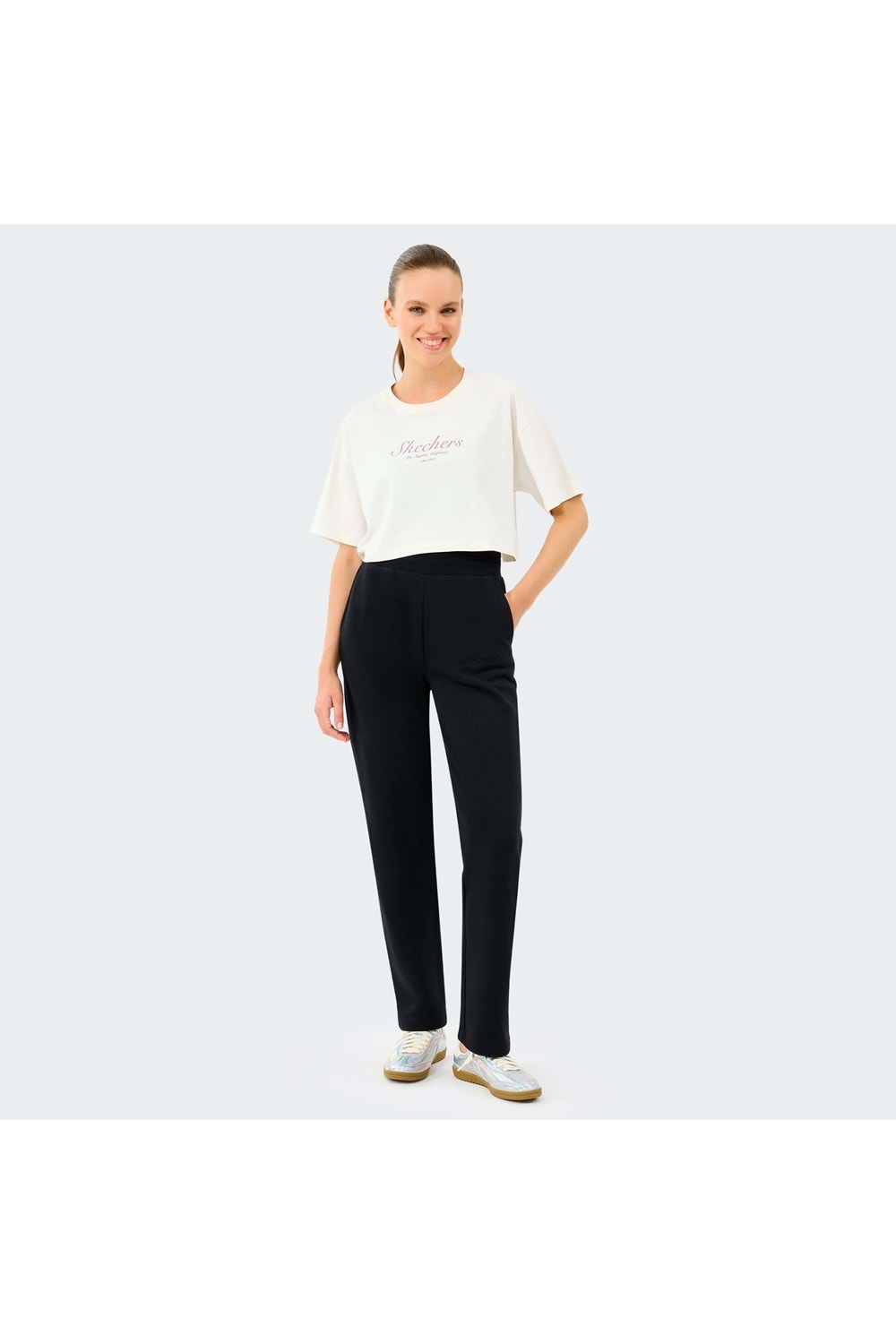 W Essential Regular Sweatpant