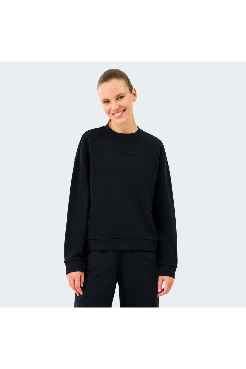 W Essential Crewneck Sweatshirt