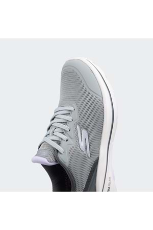 Go Walk 8 - Jessy