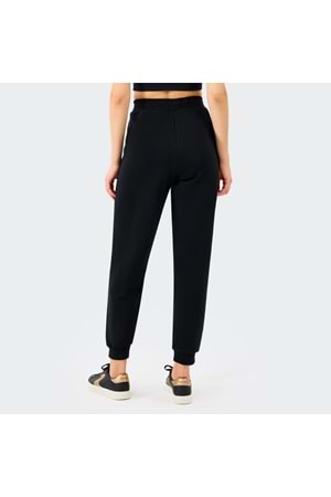 W Essential Jogger Sweatpant