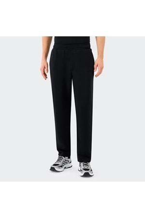 M Essential Regular Sweatpant