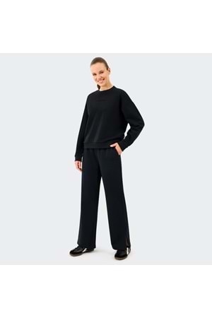 W Essential Crewneck Sweatshirt