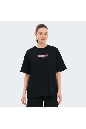 W Oversize Fit Graphic T-Shirt