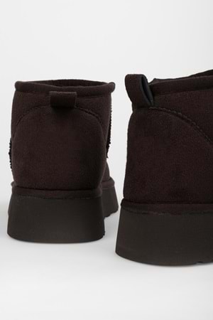 Kadın Uggys Acı Kahve İçi Tüylü Kısa Süet Bot
