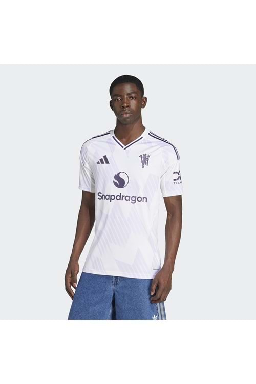 Manchester United 25/26 Deplasman Forması