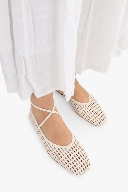 Kadın Naira Ekru Cilt Örgü Babet