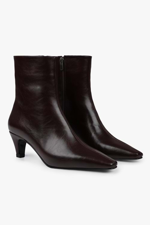 Kadın Lulu Bordo Cilt Kısa Topuklu Bot