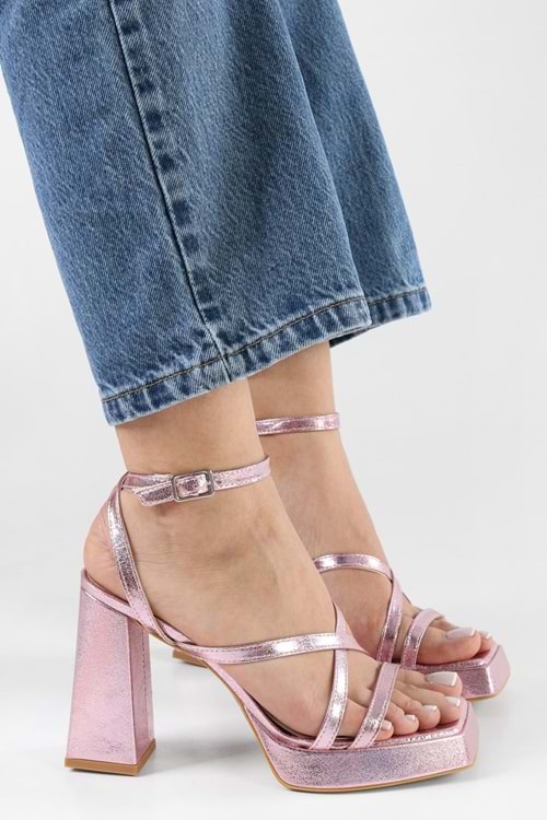 Kadın Brianna Pudra Kırışık Platform Topuklu Ayakkabı