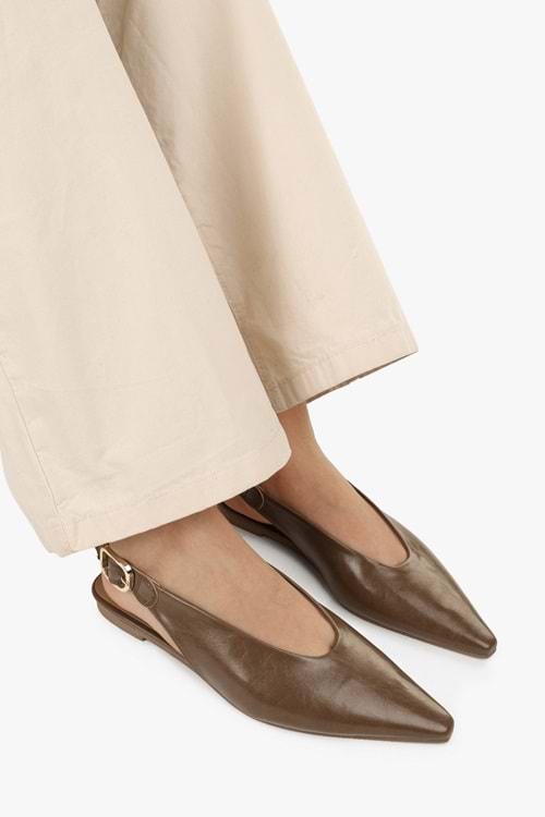 Kadın Viela Toprak Cilt Sivri Burunlu Babet