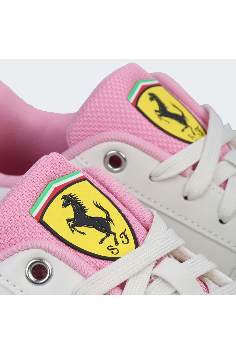 Ferrari Caven 2.0