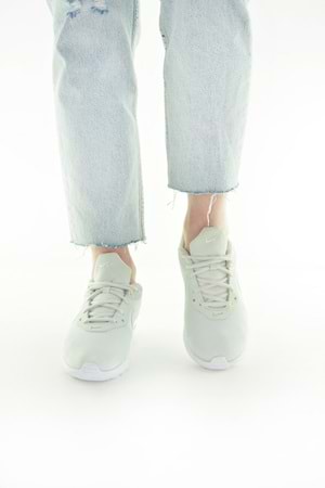 Nike Air Max Oketo Kadın Koşu&Yürüyüş Ayakkabısı AQ2231-400