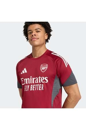 Arsenal İç Saha Forması