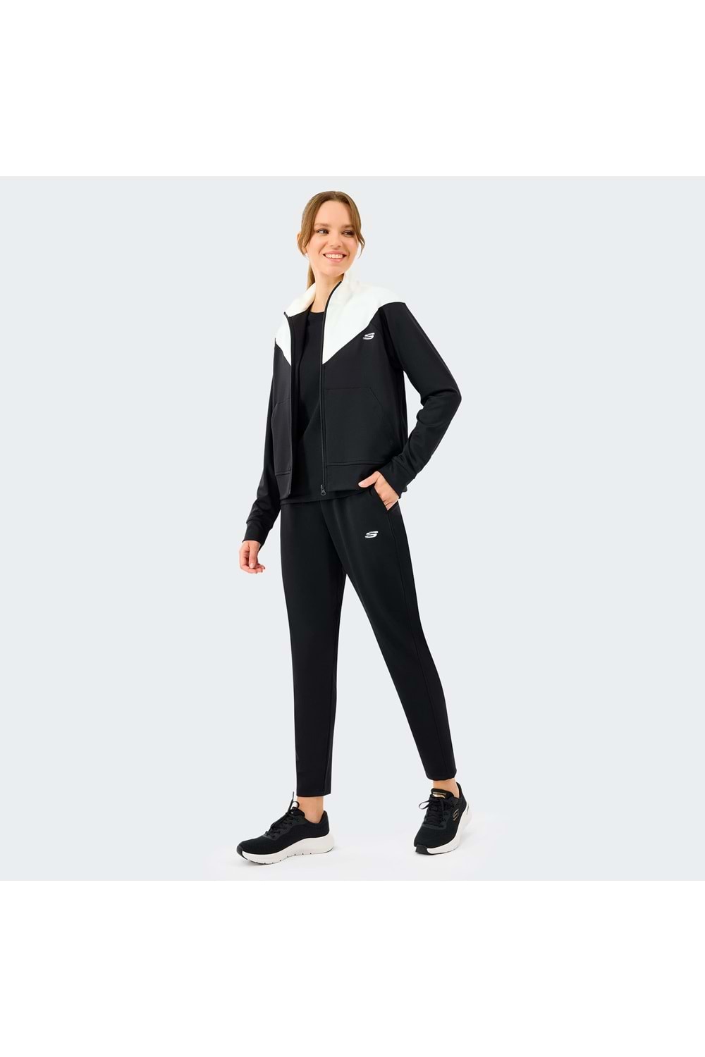 W Performance Track Suit