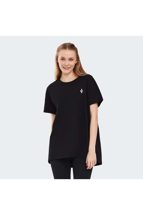 W Crew Neck Graphic Tee Shirt