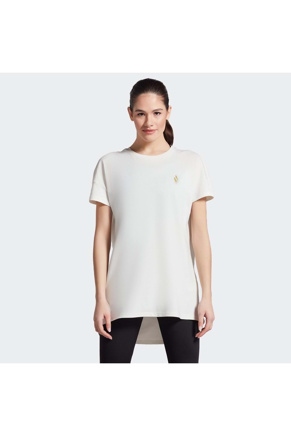 W Crew Neck Graphic Tee Shirt
