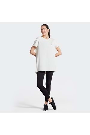 W Crew Neck Graphic Tee Shirt