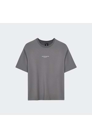 Graphic T-shirt M Short Sleeve