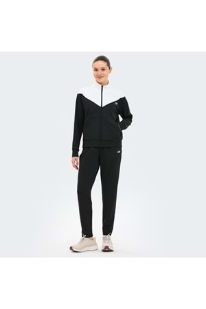 W Peformance Coll. Track Suit