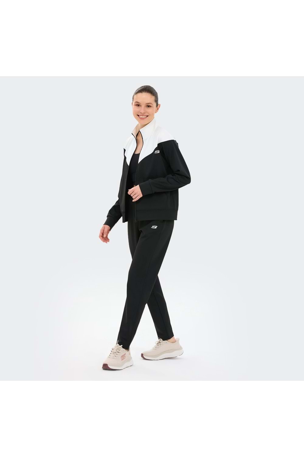 W Peformance Coll. Track Suit