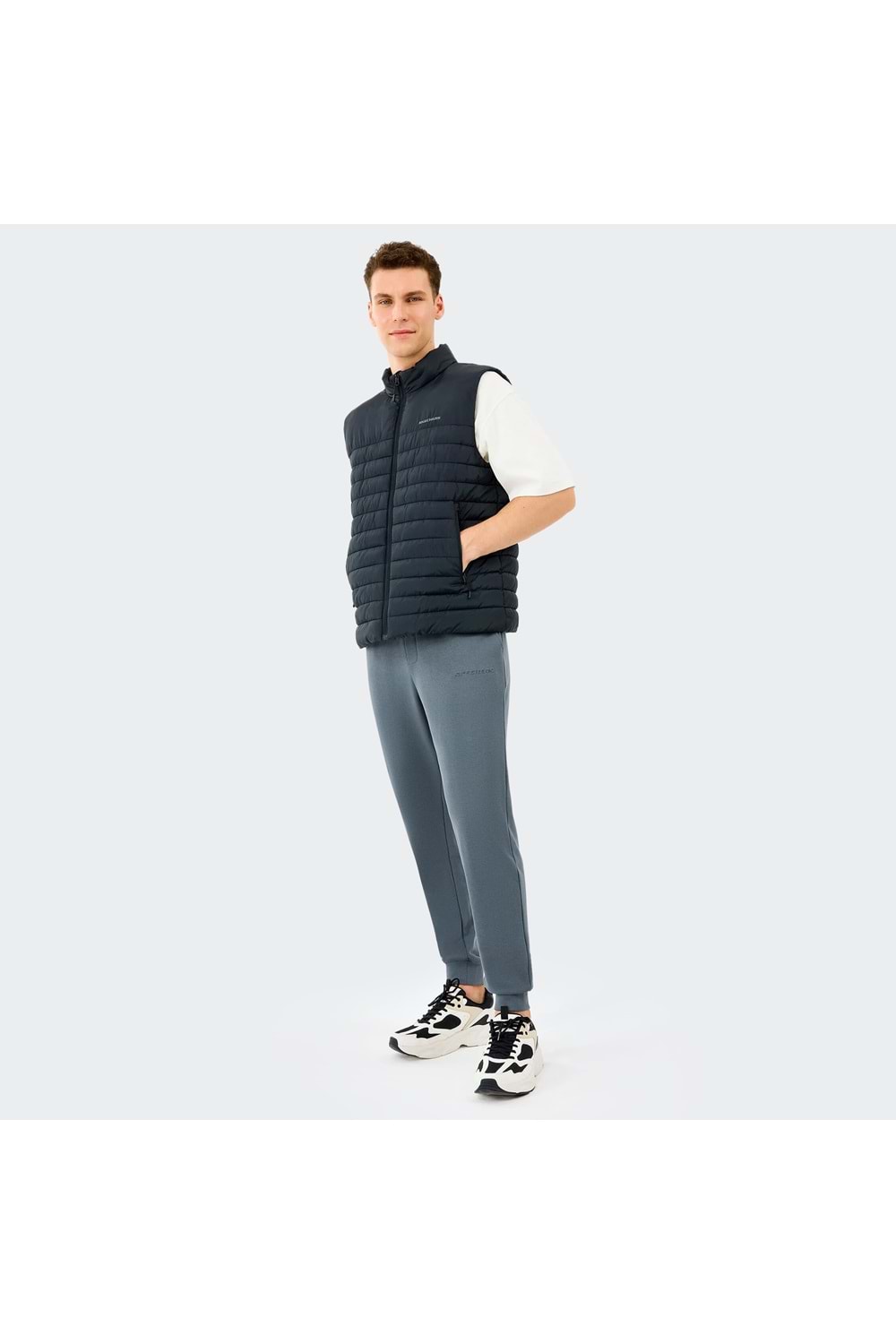 M Outerwear Polar Lining Paded Vest