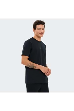 M Essential T-Shirt