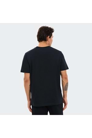 M Essential T-Shirt