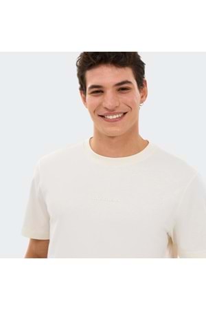 M Essential T-Shirt