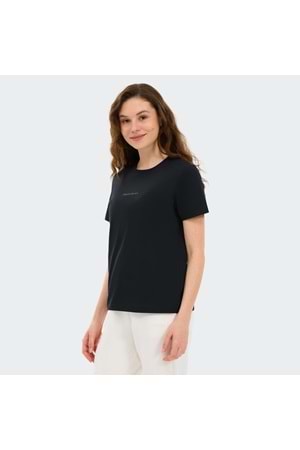 W Essential Crewneck T-Shirt