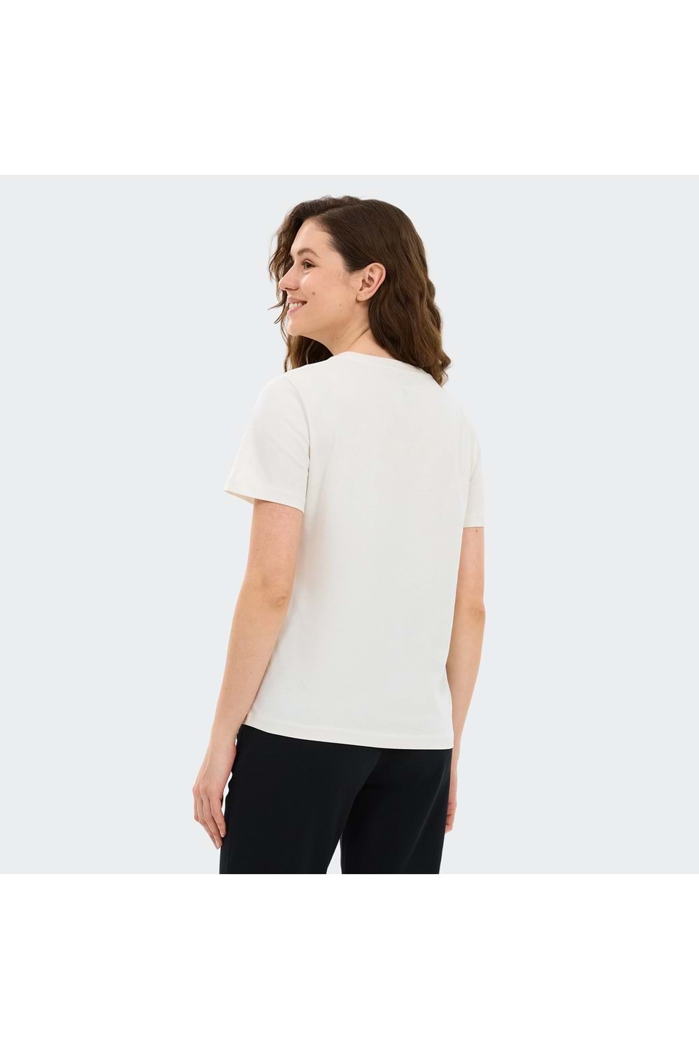 W Essential Crewneck T-Shirt