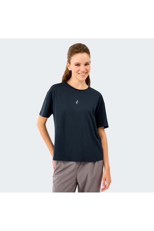 W Light Fabric T-shirt