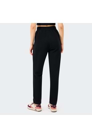 W Essential Slim Sweatpant
