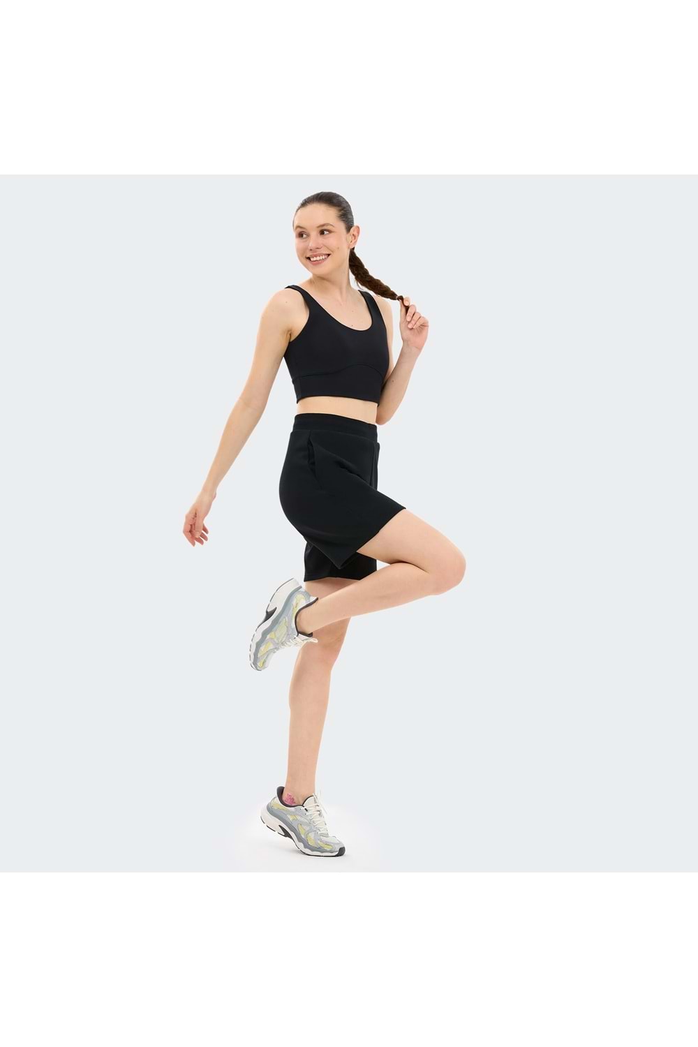 W Essential 5 Inch Sweat Short