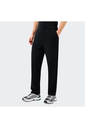 M Essential Regular Sweatpant