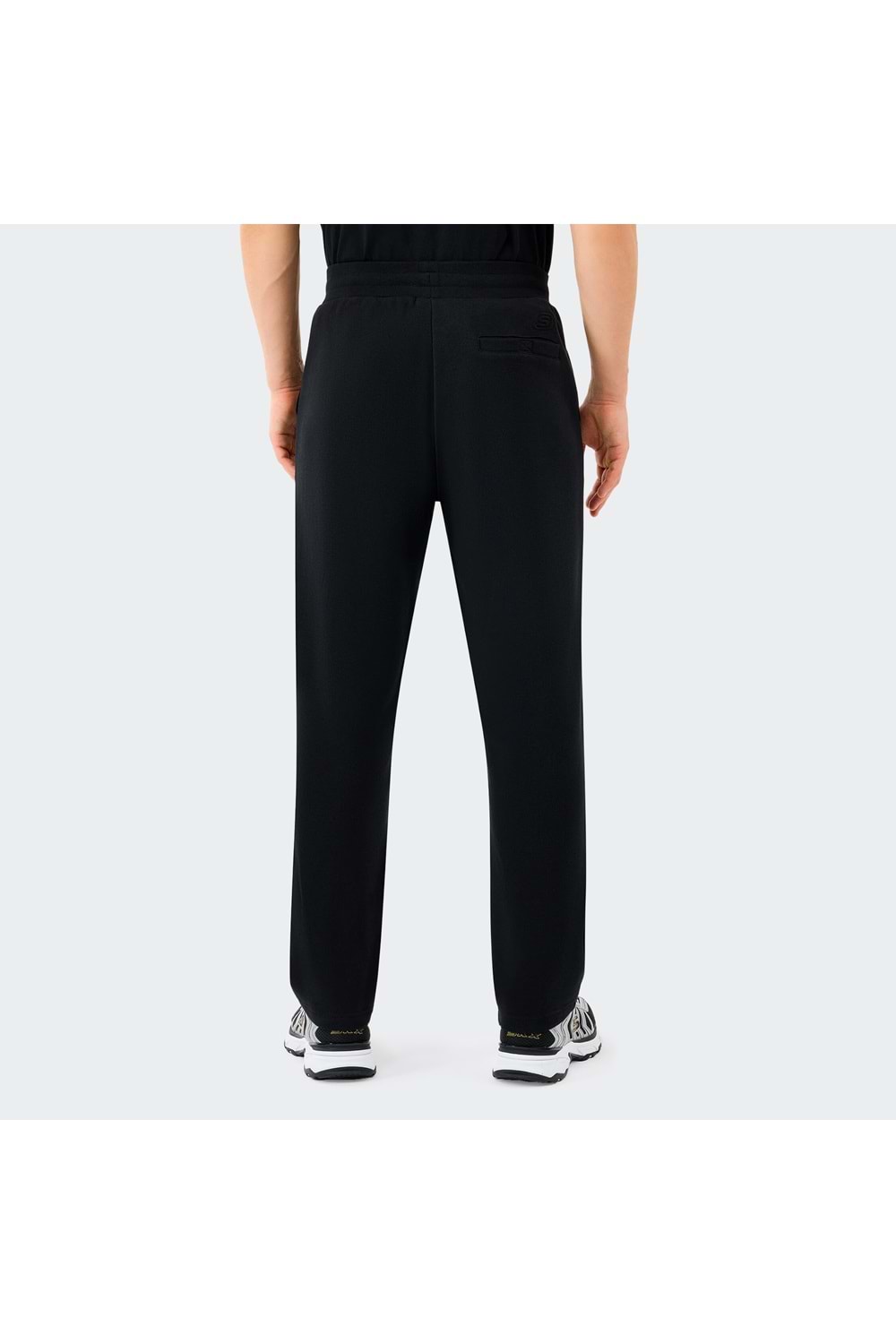 M Essential Regular Sweatpant