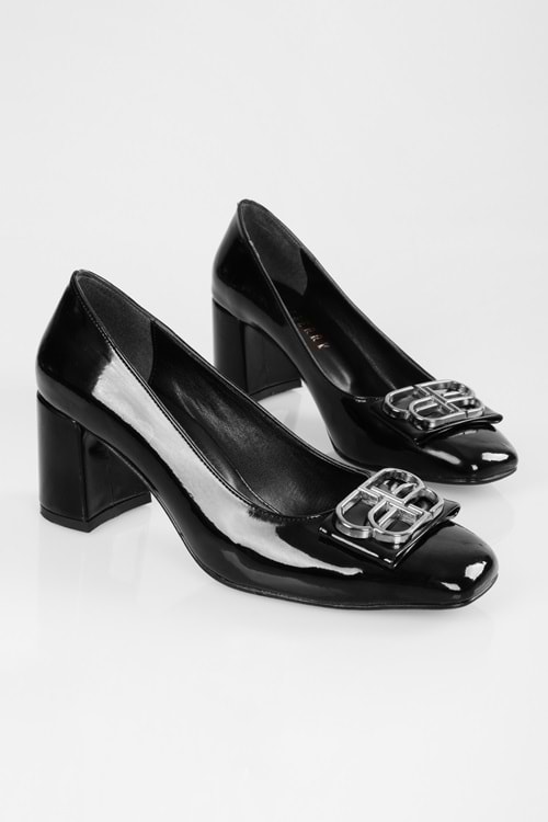 Kadın Letizia Siyah Rugan Tokalı Topuklu Ayakkabı