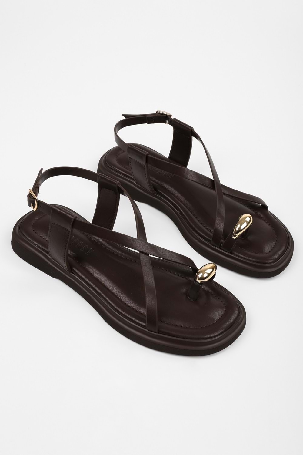 Kadın Julina Kahve Cilt Tokalı Sandalet