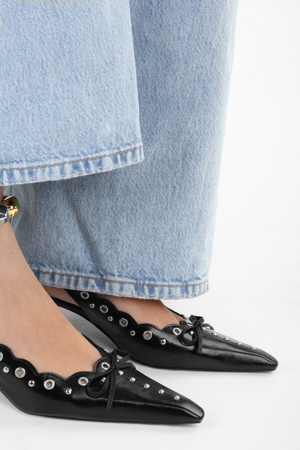 Kadın Spice Siyah Cilt Fiyonk Detaylı Stiletto