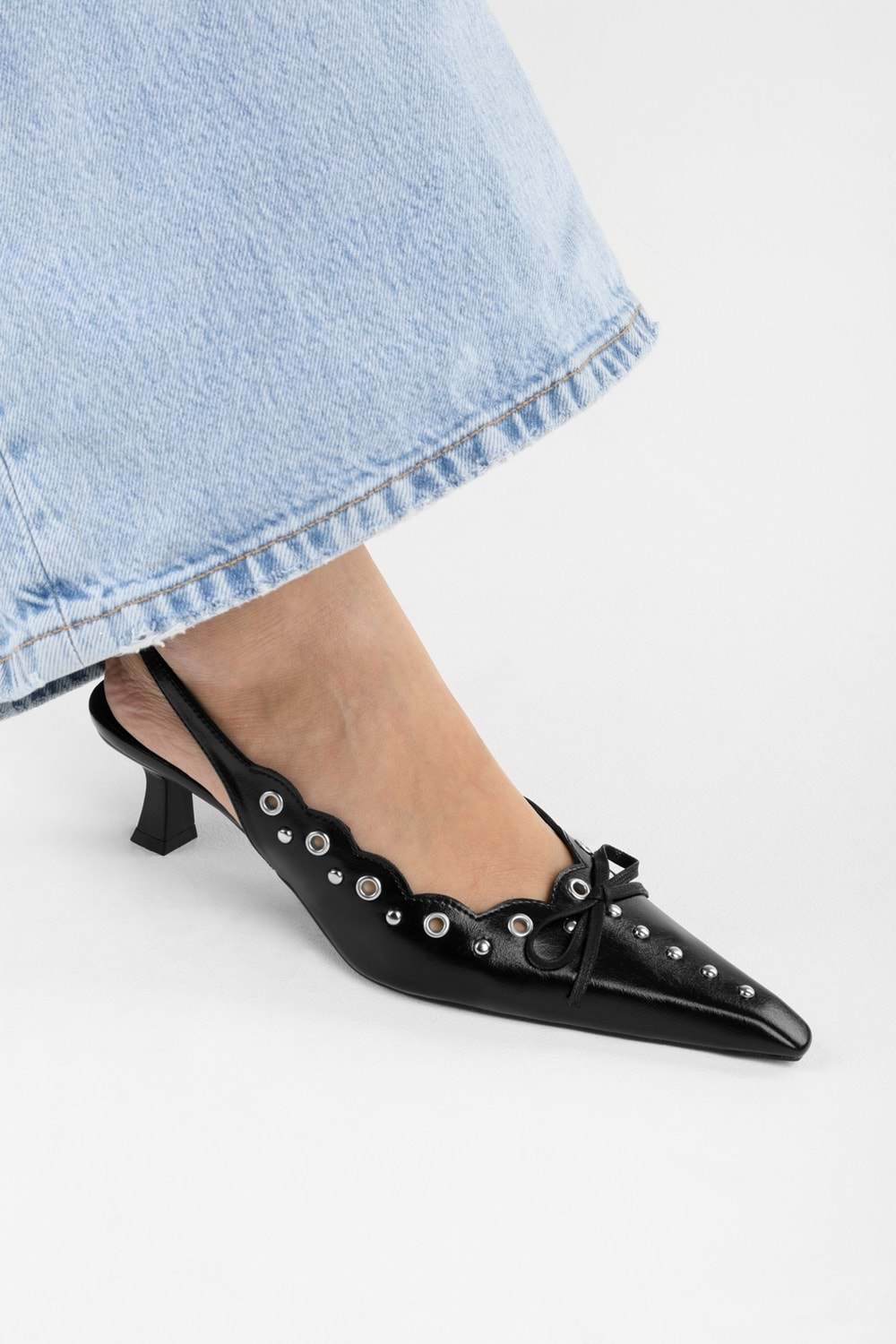 Kadın Spice Siyah Cilt Fiyonk Detaylı Stiletto