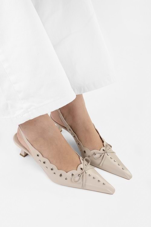 Kadın Spice Ekru Cilt Fiyonk Detaylı Stiletto