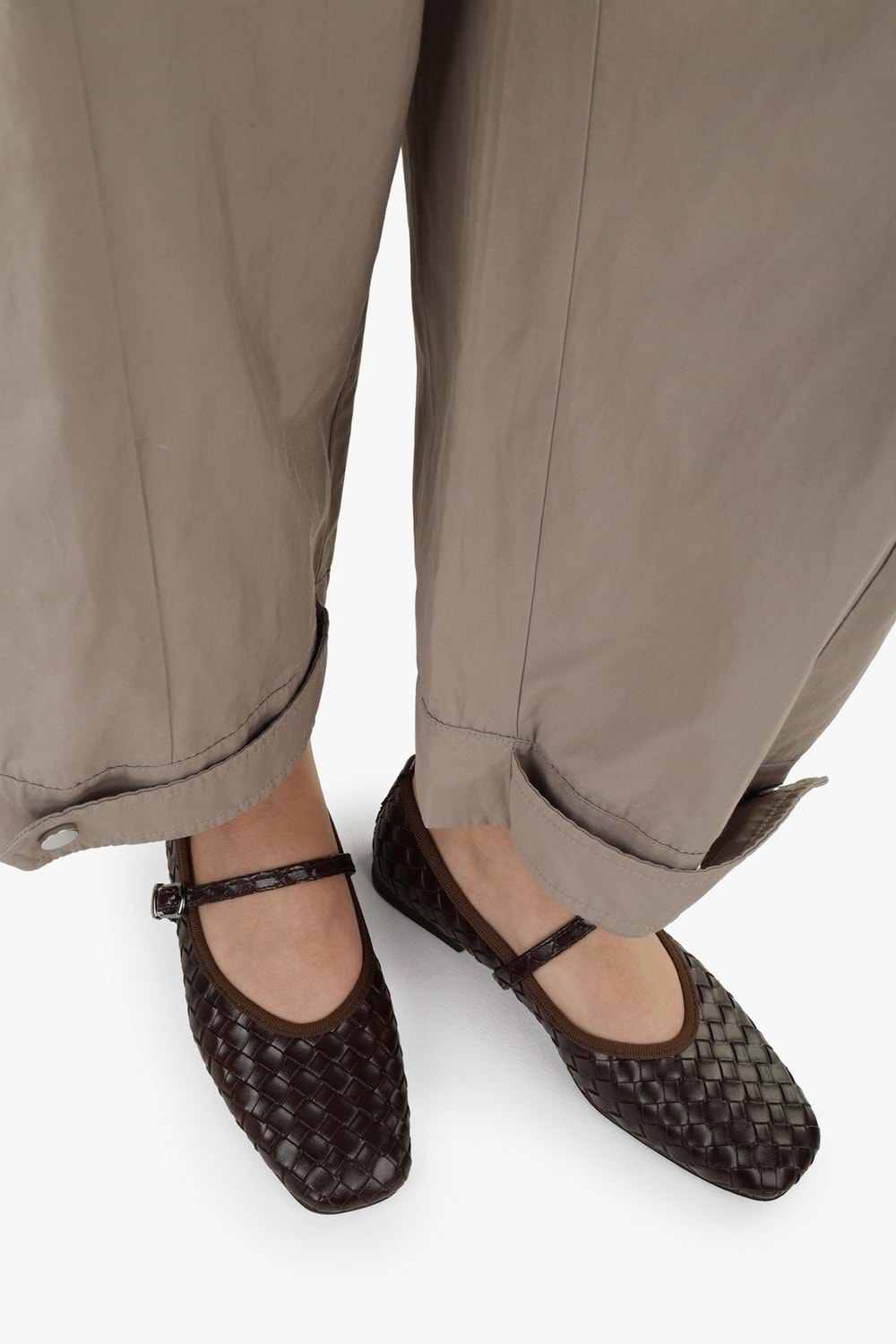 Kadın Lunel Kahve Cilt Örgü Görünümlü Babet