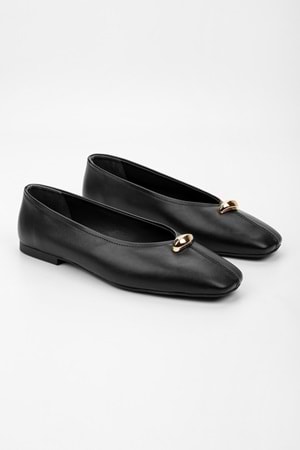 Kadın Aurel Siyah Cilt Gold Aksesuar Detaylı Babet