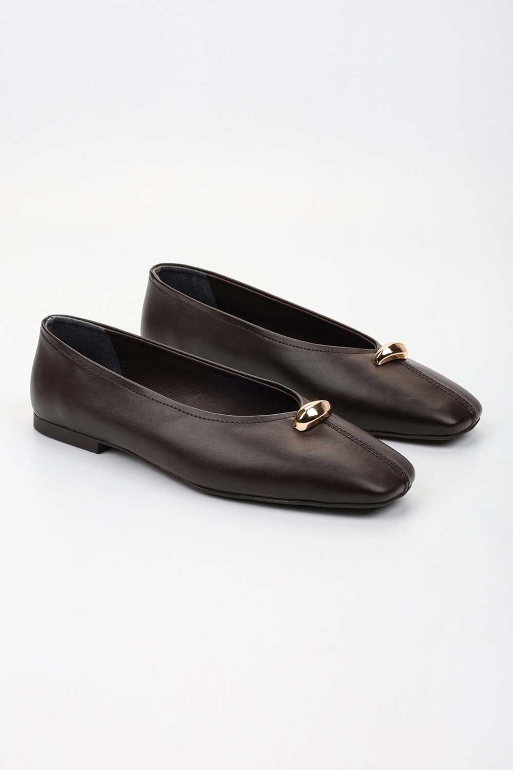 Kadın Aurel Kahve Cilt Gold Aksesuar Detaylı Babet