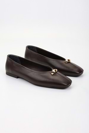 Kadın Aurel Kahve Cilt Gold Aksesuar Detaylı Babet