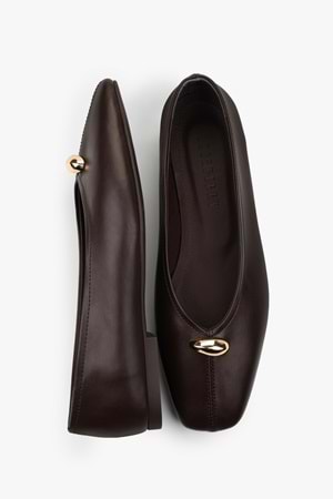 Kadın Aurel Kahve Cilt Gold Aksesuar Detaylı Babet