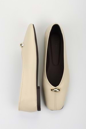 Kadın Aurel Tereyağ Sarısı Cilt Gold Aksesuar Detaylı Babet