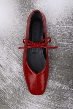 Kadın Noriel Kırmızı Cilt Bağlamalı Babet