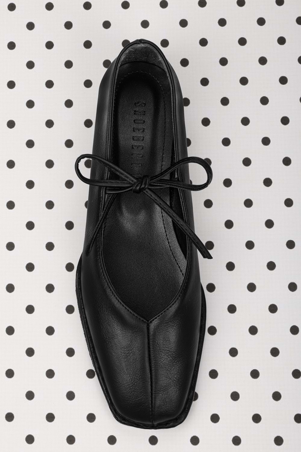 Kadın Lunera Siyah Cilt Bağlamalı Babet