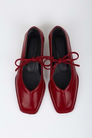 Kadın Lunera Kırmızı Cilt Bağlamalı Babet