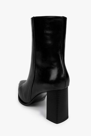 Kadın Alva Siyah Cilt Topuklu Bot